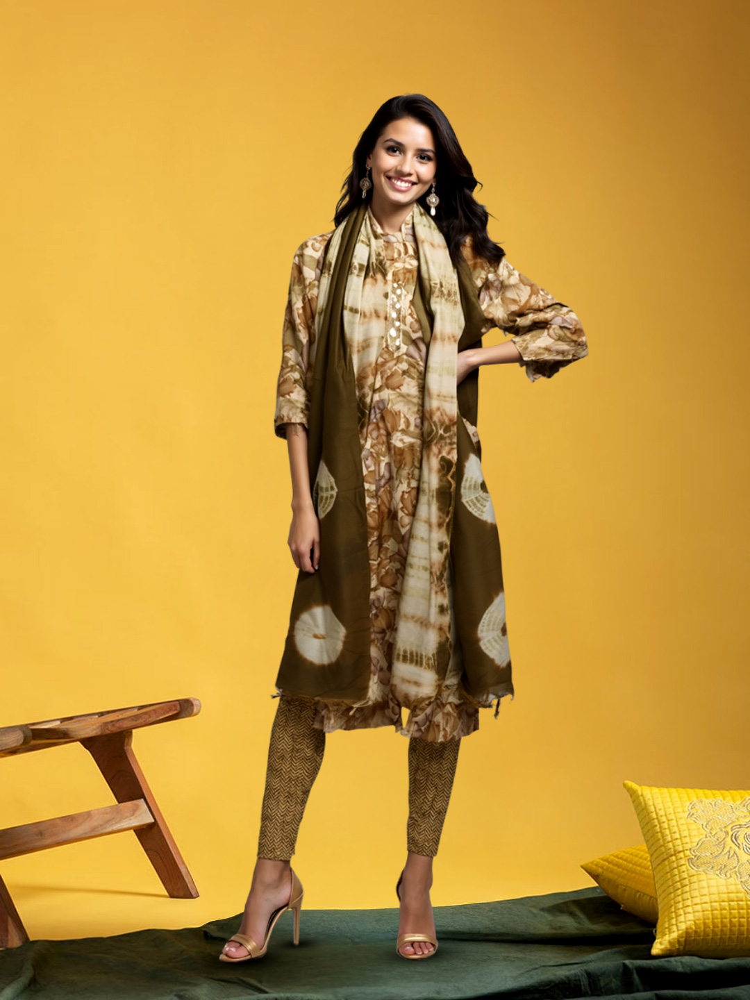 Picture of Beautifully Crafted Straight-cut Mandarin Collar Kurta with Pant & Dupatta Set